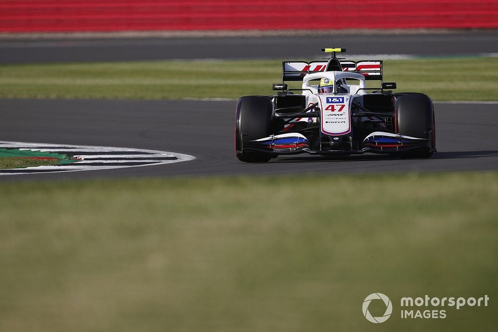 Haas planning to solve Schumacher’s "crooked" F1 seat for Hungary