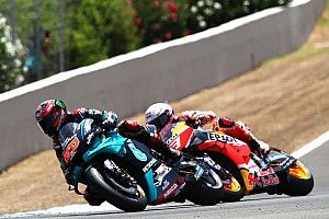 Las fotos de Jerez: estreno de Quartararo; remontada y palo de Márquez