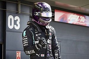 Hamilton győzelmét hozta a Brit Nagydíj, a végén jött a dráma!