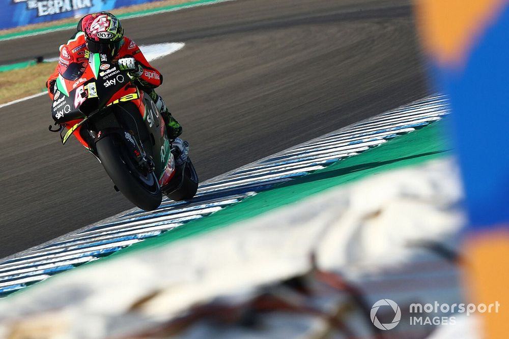 Aleix Espargaró: “Me encantaría que Dovi fichara por Aprilia”