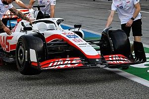 Haas'a öğleden sonra seansına katılması için izin verildi, araçta Mick olacak