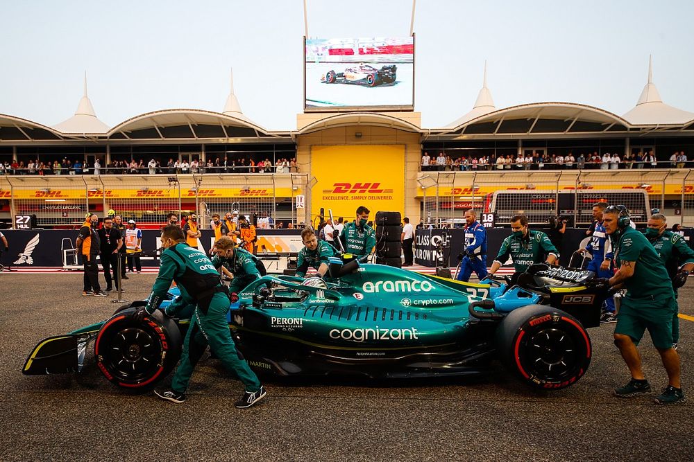 Formule 1-teams willen afvallen en halen verf van hun wagens
