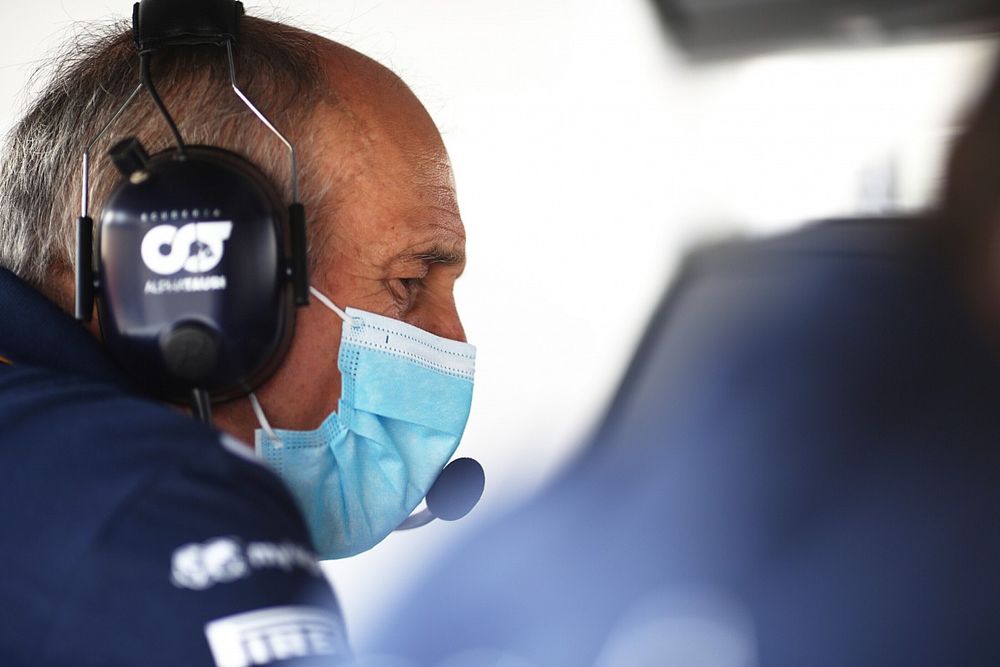 AlphaTauri F1 team accepts Bahrain COVID-19 vaccine
