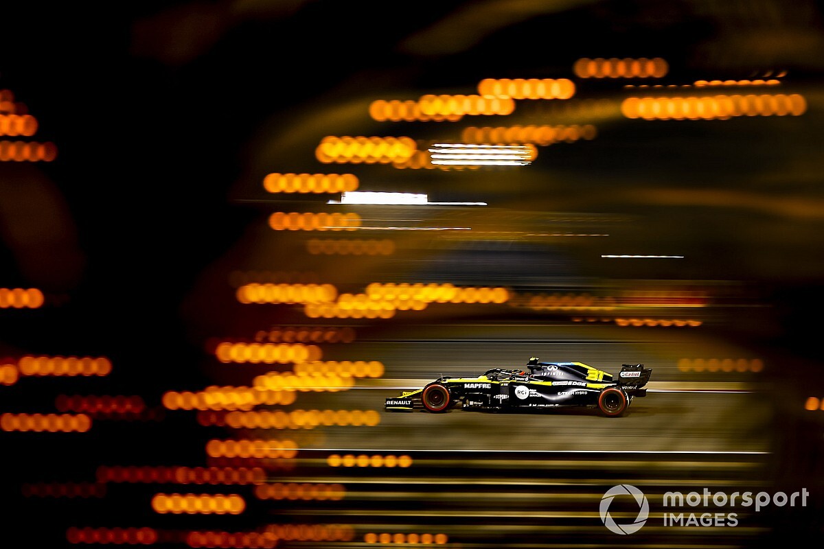 Ocon weer in kwalificatie verslagen door ‘gezegende’ Ricciardo