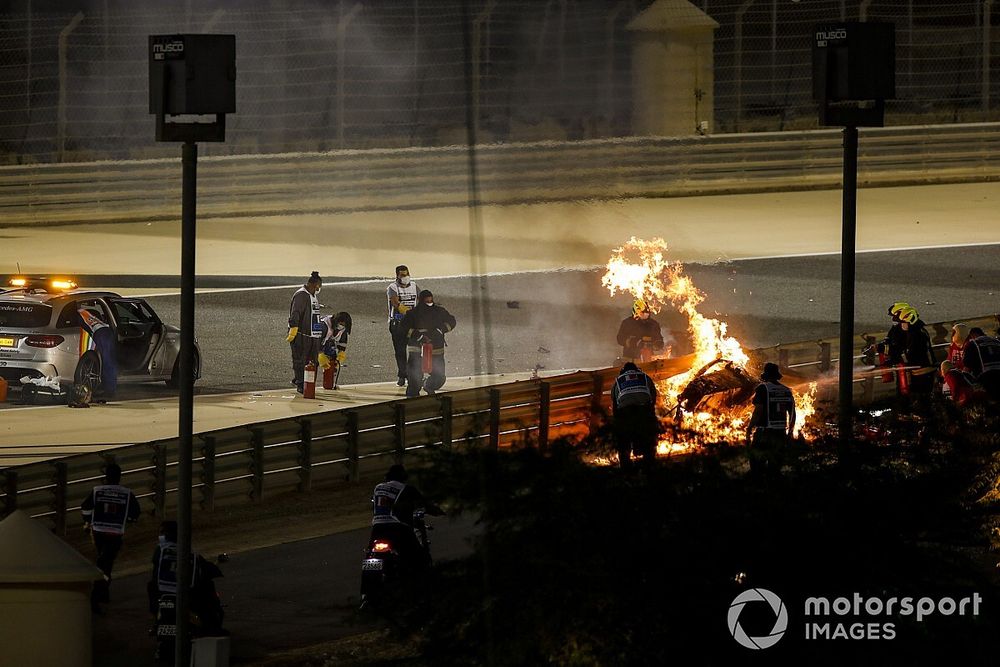 Tilke, Grosjean'ın kazasından sonra Sakhir'deki bariyerleri savundu