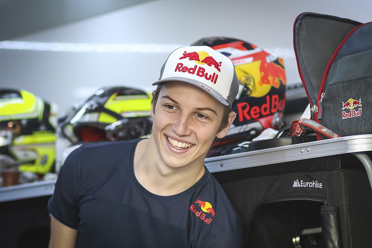 Lawson, Red Bull'un kendisine DTM'de yarışma fırsatı vermesine şaşırmış