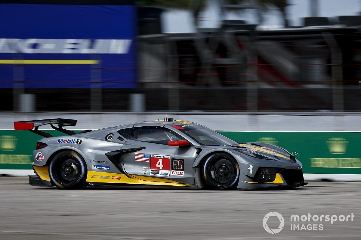 Corvette teammates salute Gavin ahead of last full-time race