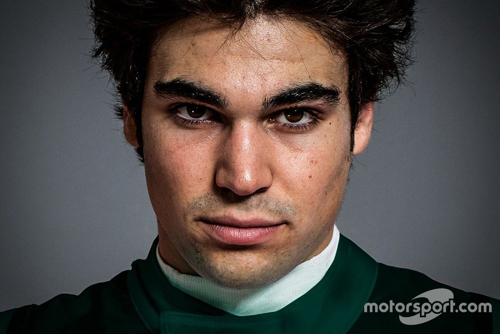 Videó: Lance Stroll is túl van az üléspróbán az Aston Martinnál!