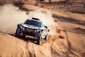 Peterhansel et le rythme du Dakar : "De l'attaque à outrance" 