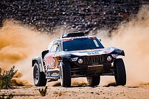 Dakar, Auto, Tappa 6: il ritorno di re Sainz. Loeb KO