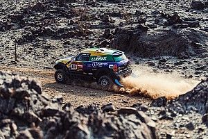 Após dia mais difícil do Dakar, Spinelli e Haddad entram no top-15 entre carros