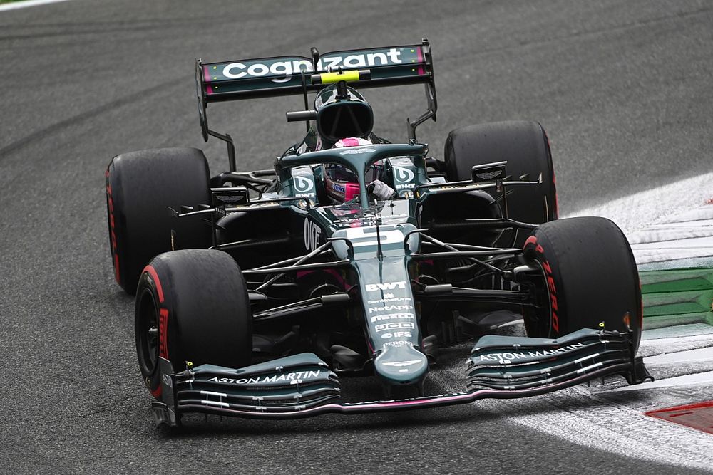 Vettel, sprint sıralama yarışında birkaç pozisyon yükselmeyi hedefliyor