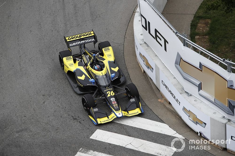 Herta logra una impresionante pole en Nashville y O´Ward en top 10