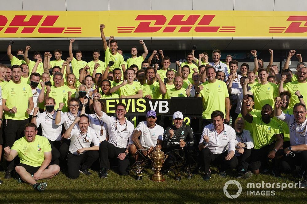 Wolff: Mercedes feels like a university campus as next gen comes through