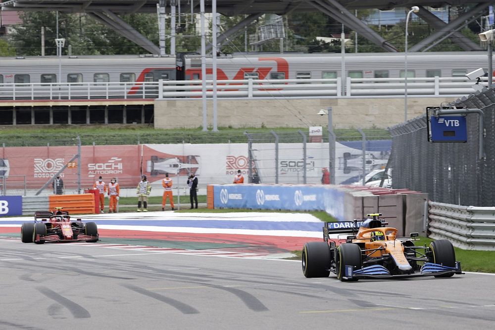Norris, con el pequeño consuelo del 'Piloto del Día' de Rusia