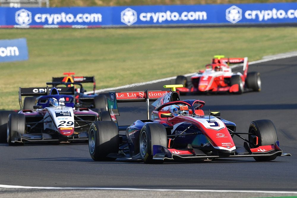 Logan Sargeant-Jack Doohan Akan Debut F2 di Jeddah