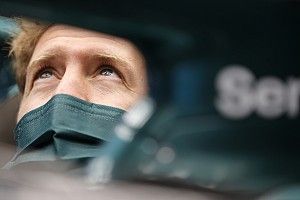 Феттель поругал организаторов Ф1 за календарь 2022 года