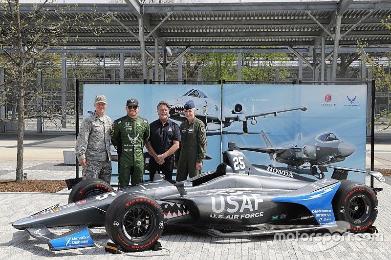 Daly usará un diseño especial de U.S. Air Force en Indy 500