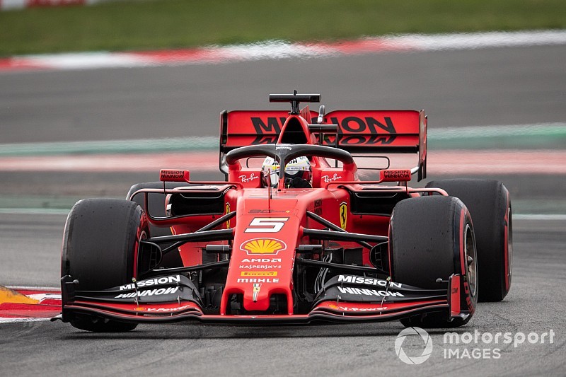 Vettel assume l'évidence : "Nous ne sommes pas assez rapides"