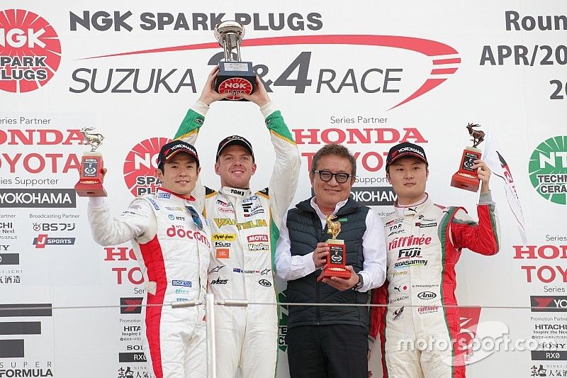 Podium: race winner Nick Cassidy, Team Tom's, second place Naoki Yamamoto, Dandelion Racing, third place Kenta Yamashita, Kondo Racing
