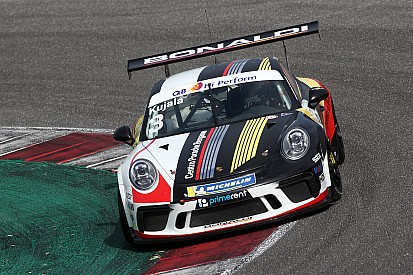 Carrera Cup Italia, Misano: Kujala timbra le libere, Nicolle a muro
