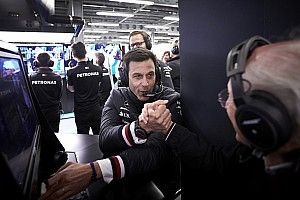 Toto Wolff over zijn 'Ferrari is het snelst'-mantra