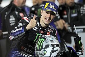 Viñales logra la pole en Qatar y Rossi es 14°