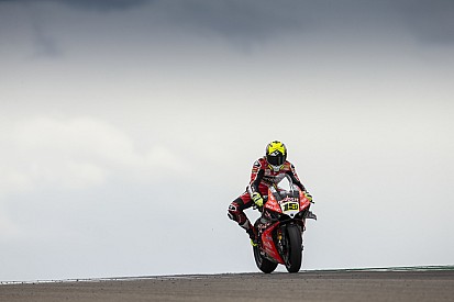 Aragon WSBK: Bautista tur rekoruyla polde, Rea onuncu