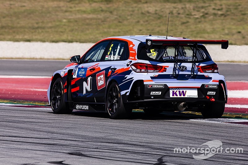Michelisz csapattársa mögött második lett a Hungaroringen