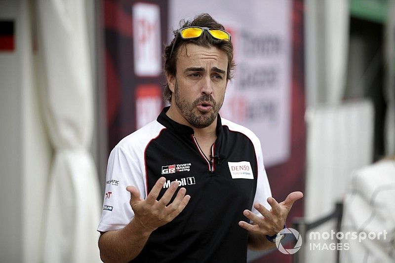 Alonso teste une Toyota du Dakar en Afrique du Sud