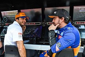 Sainz: “Soy un gran admirador de Alonso, pero trato de seguir mi propio camino”