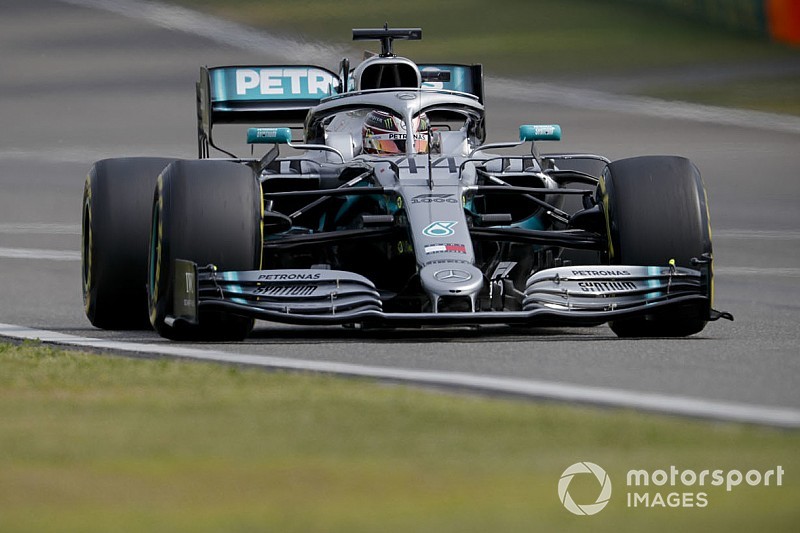GP di Cina: Hamilton va a 1000 e fa il vuoto, Ferrari da podio, ma staccata