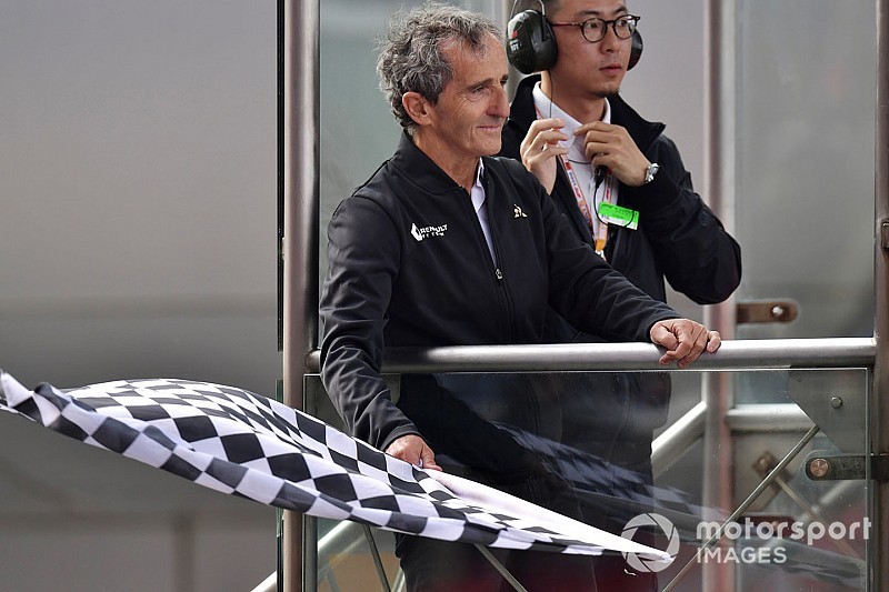 Prost: En iyi üç takım Renault için "erişilemez"