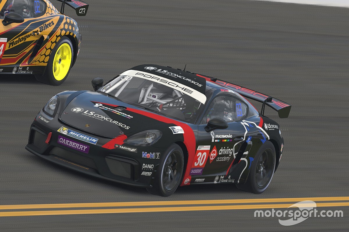 Marcos Riffel vence em Daytona garante título da Sprint Challenge