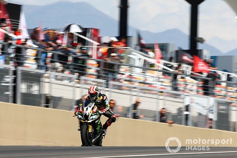 Argentina WSBK: Rea continues winning streak in Race 1