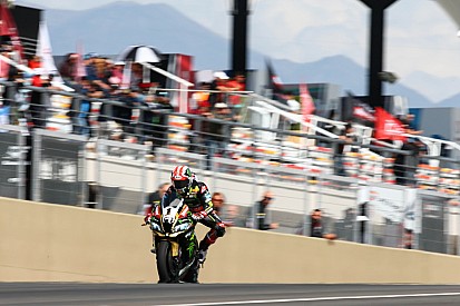 Argentina WSBK: Rea continues winning streak in Race 1
