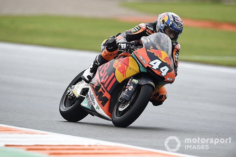 Oliveira chiude in bellezza la sua avventura in Moto2 a Valencia. Primo podio di Lecuona