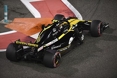 Sainz cayó en Q2: "Este coche no te deja pasarte ni un pelín del límite"