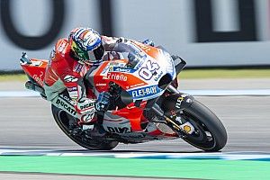 Dovizioso, con el mejor tiempo, dispuesto a posponer la celebración de Márquez