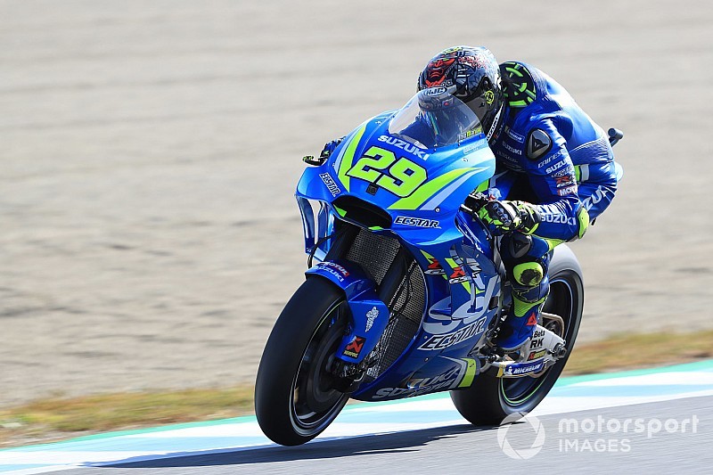 MotoGP, Phillip Island, Libere 2: Iannone a cannone, ma brilla anche Petrucci