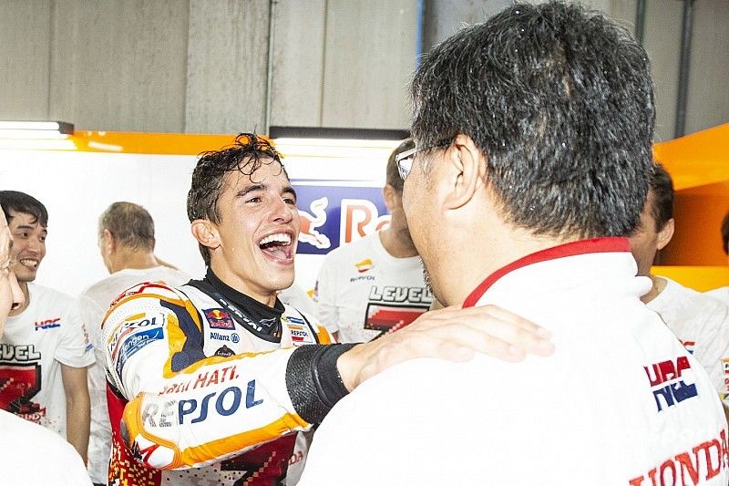 Marc Marquez, Repsol Honda Team celebra con su equipo