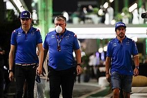 Szafnauer denies breakdown in Alonso relationship