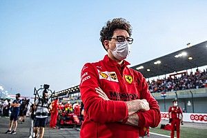 Bos Ferrari Tidak Nikmati Persaingan Mercedes-Red Bull
