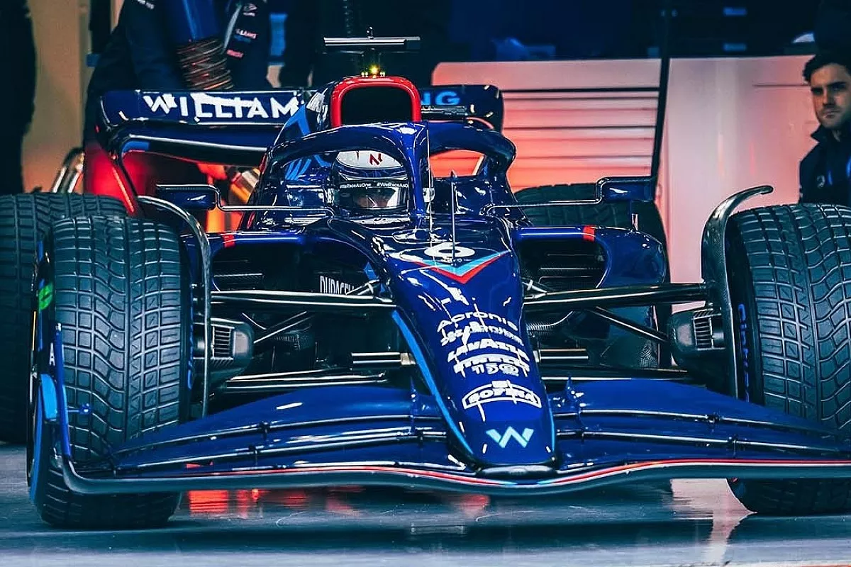 williams-fw44-shakedown-1.webp