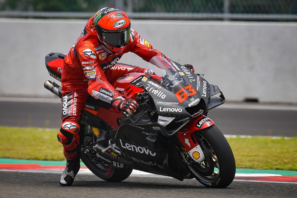 Bagnaia 2024-ig biztosan marad a Ducatinál