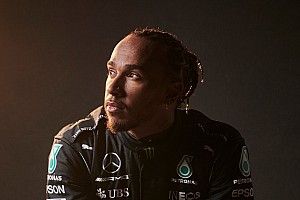 F1: Hamilton completa 37 anos em meio a silêncio após final em Abu Dhabi