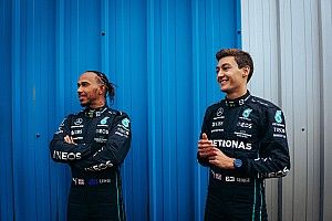 Hill: Hamilton nem fog nyomást érezni, ha Russell gyors