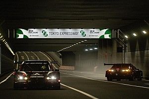 Simmerman wint Autumn Cup, crash op start-finish