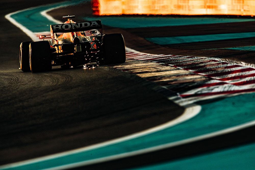 Les vibreurs "agressifs" d'Abu Dhabi inquiètent Pirelli
