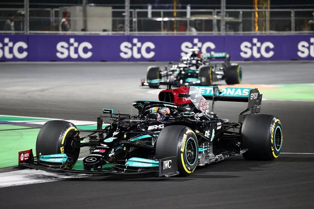 Lewis Hamilton, Mercedes W12, Valtteri Bottas, Mercedes W12